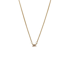 Load image into Gallery viewer, Isla