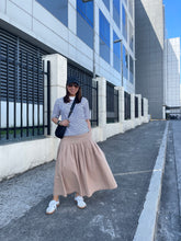 Load image into Gallery viewer, Loyce Skirt
